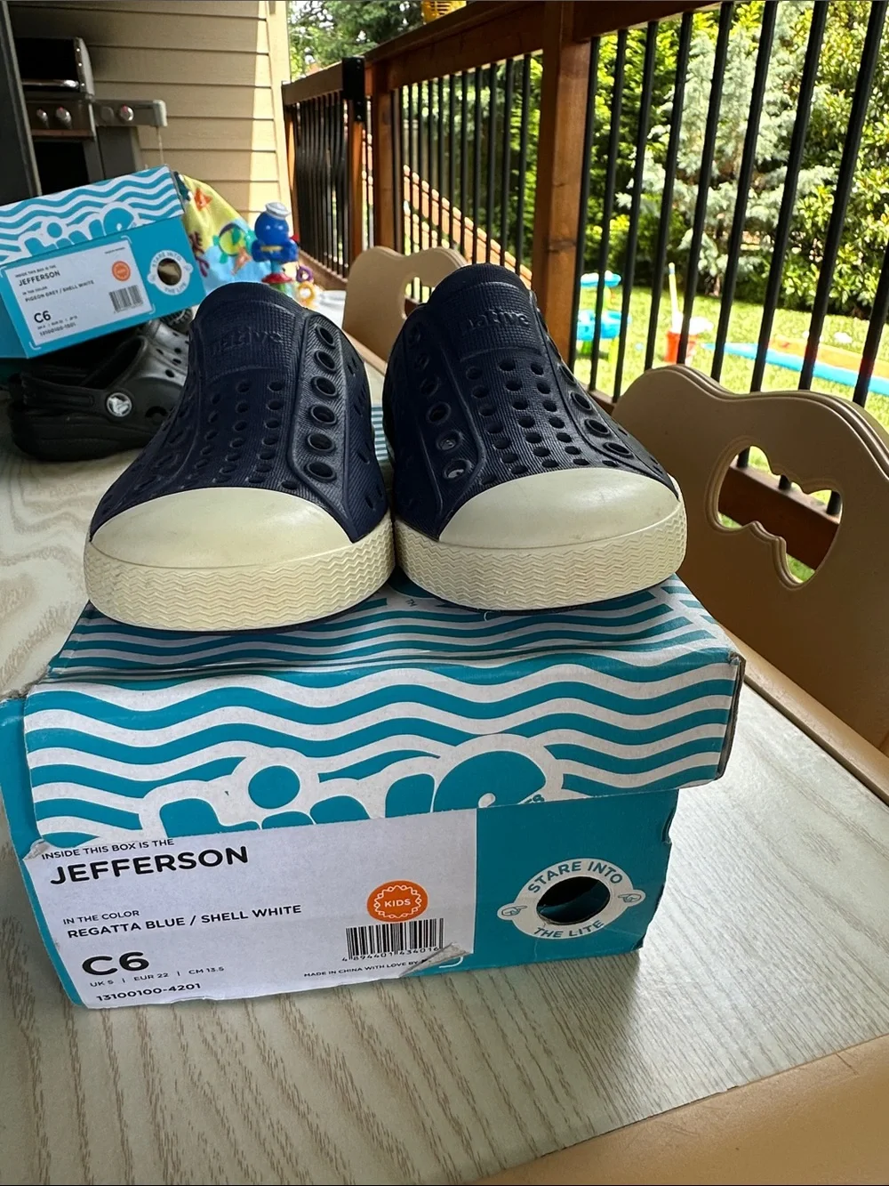 Native Jefferson Kids Slip-On Shoe - regatta blue & Shell White